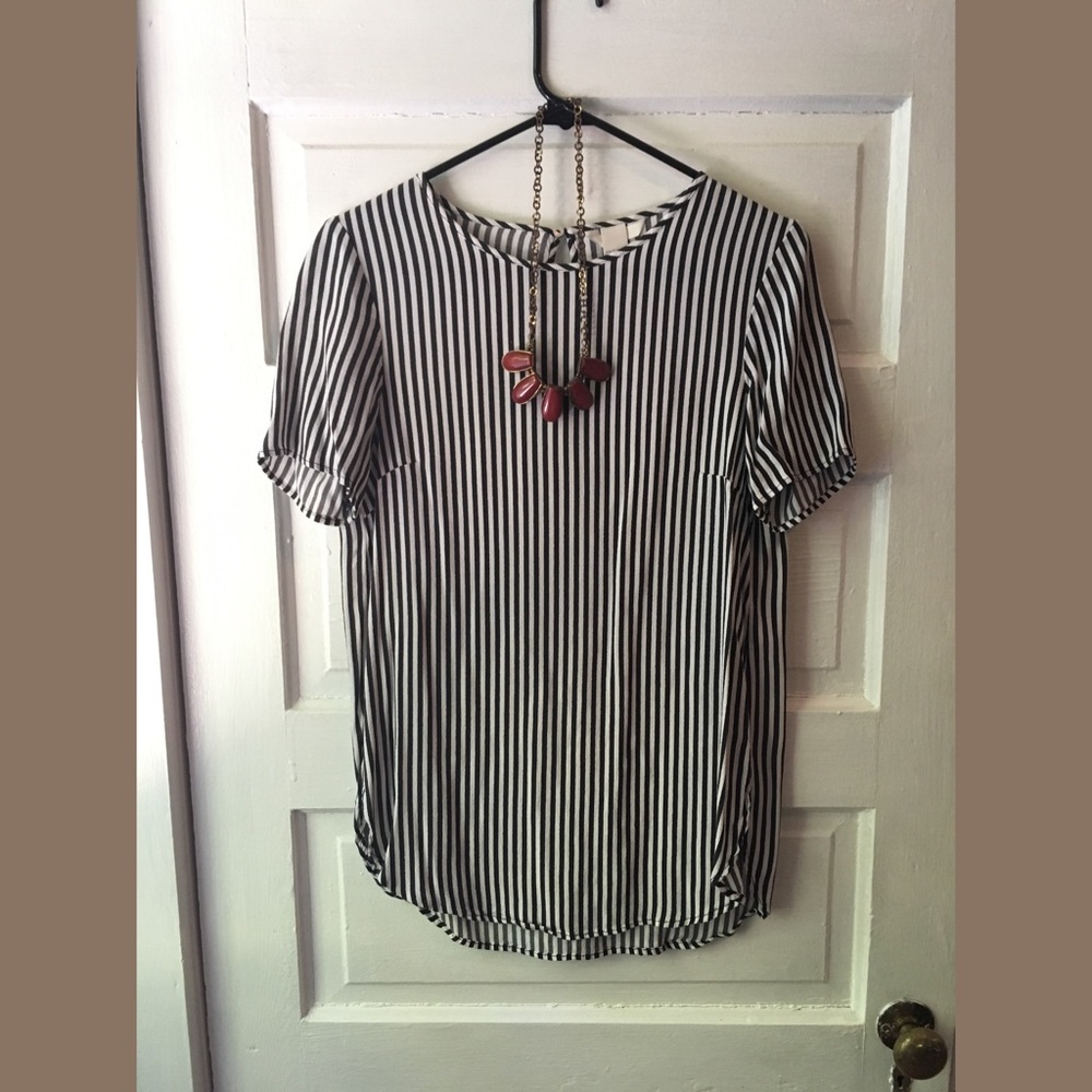 Striped black and white blouse